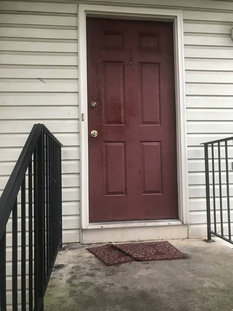 Interior door hung, trimmed and finished in a doorway
